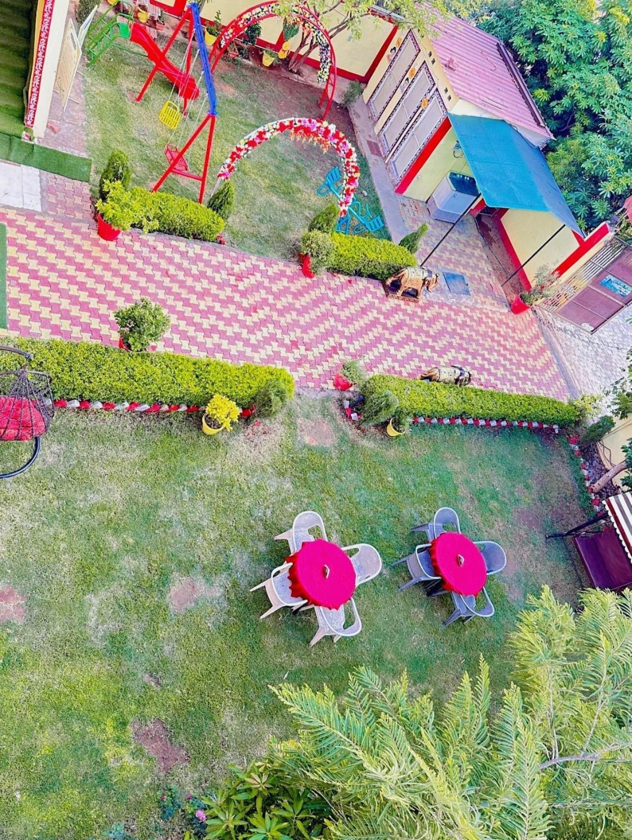 Bundeli Farm Resort & Banquet Orchha Exterior foto