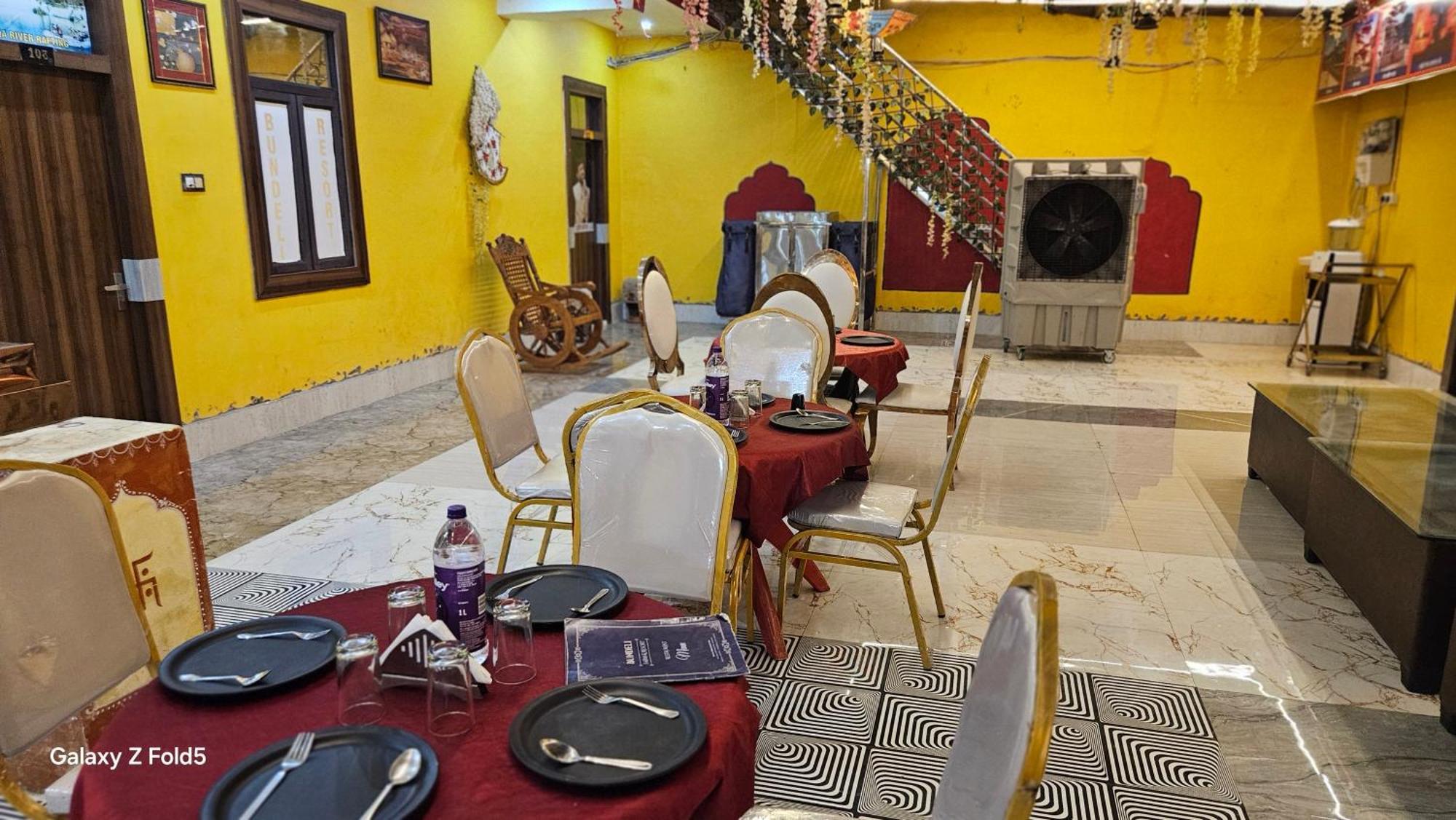 Bundeli Farm Resort & Banquet Orchha Exterior foto
