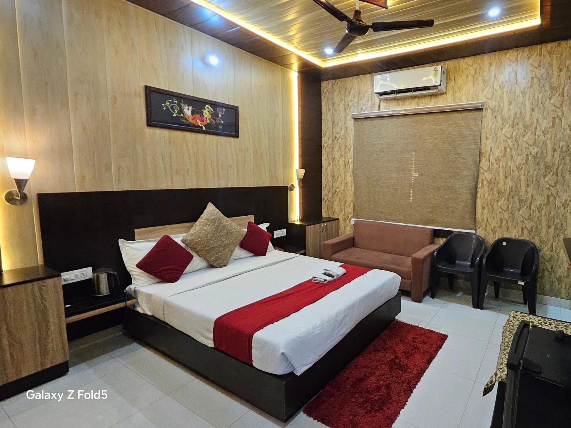 Bundeli Farm Resort & Banquet Orchha Exterior foto